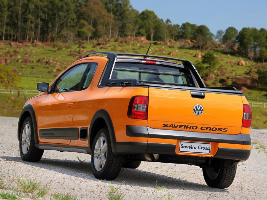  Volkswagen Saveiro Cross V 2010 года  (фото 4 из 6)